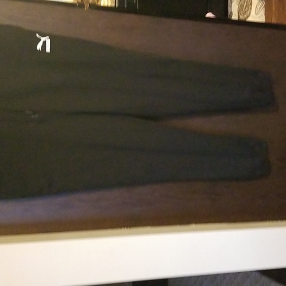 Size M zip up one piece PUMA jumpsuit - Picture 2 of 3